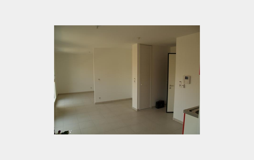 Annonces CHIROLLES : Apartment | GRENOBLE (38000) | 34 m2 | 565 € 