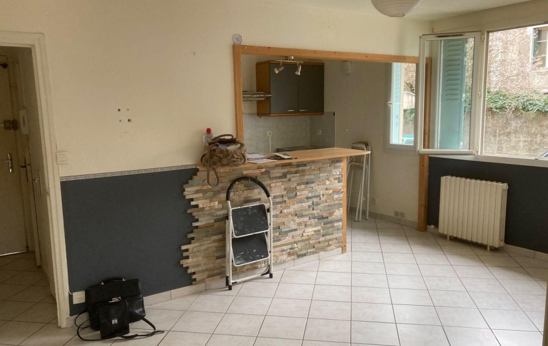 Annonces CHIROLLES : Appartement | FONTAINE (38600) | 45 m2 | 83 000 € 